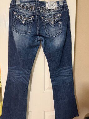 Women's Miss Me Bootcut Jeans Low Rise Studded siz. 29